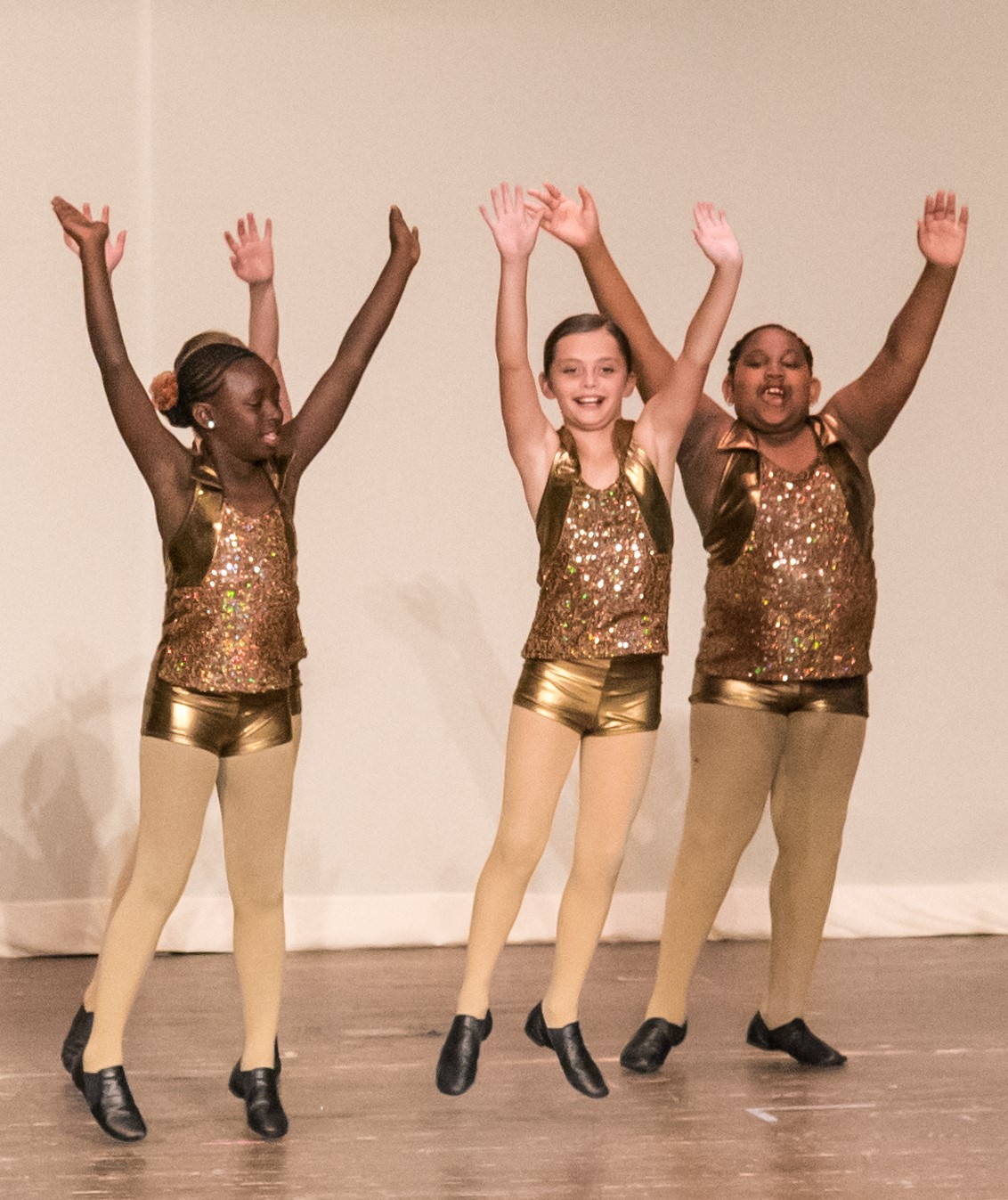 Debut Jazz/Hip-Hop (age 8-11)